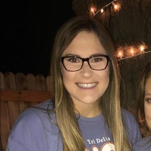 Meet your Posher, Ashlea